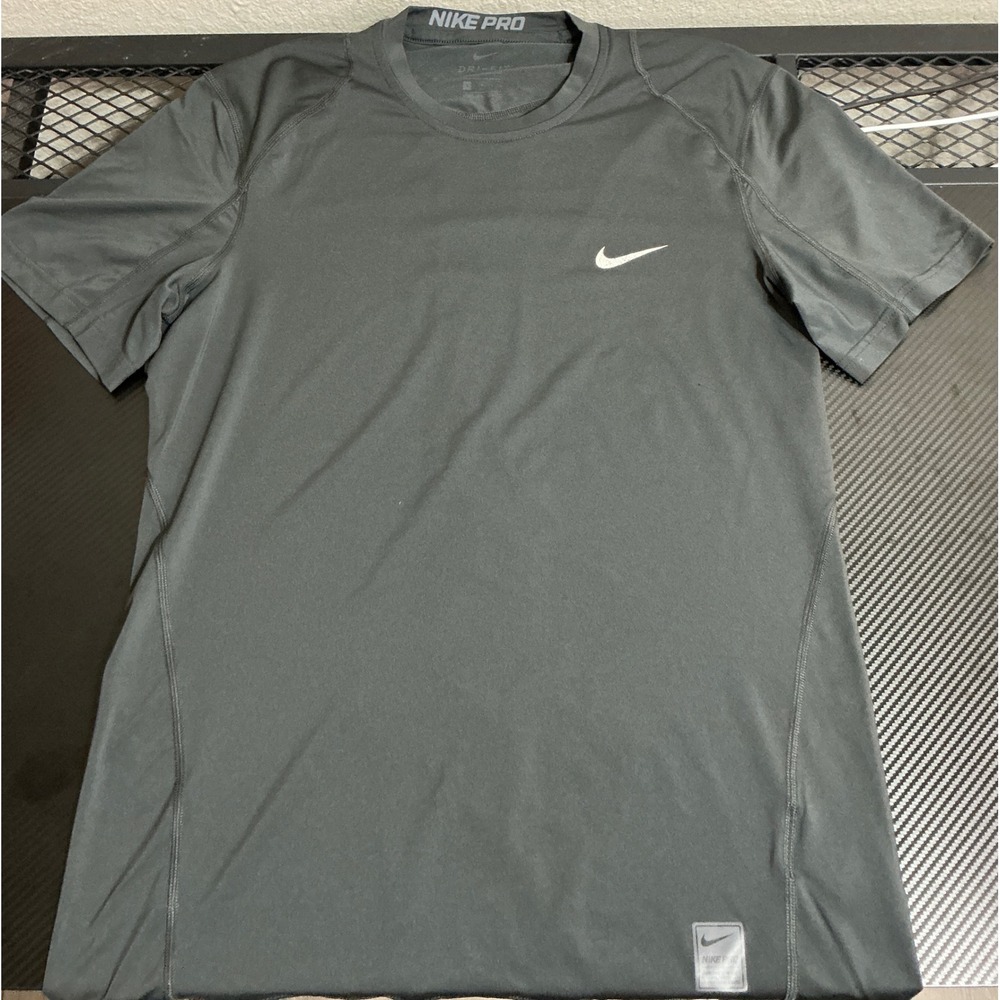 Nike Pro Cool Fitted Dri-FIT Short Sleeve Training Shirt Gray Men's Size S